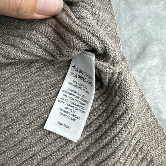 Tahari Ribbed Pullover Sweater Womens 1X Brown 50% Merino Wool Slouchy (0947) - Picture 4 of 8